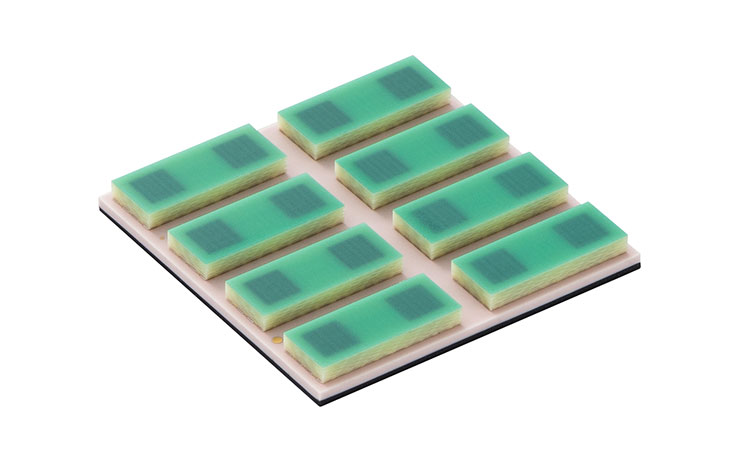 ミリ波 Antenna in Module(AiM)  